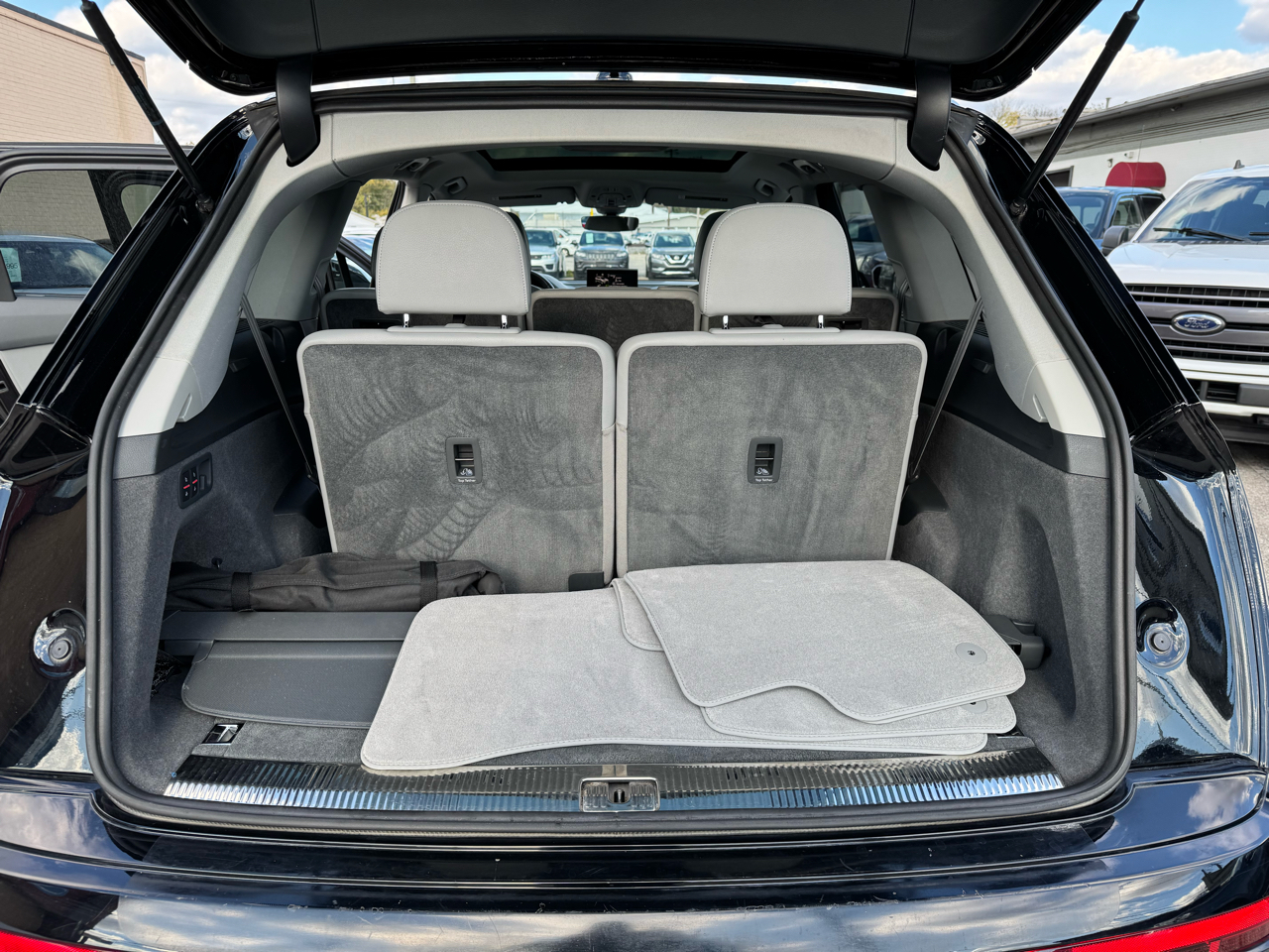 Audi Q7 3.0T Prestige quattro 2017 Audi Q7 3.0T Prestige quattro 2017