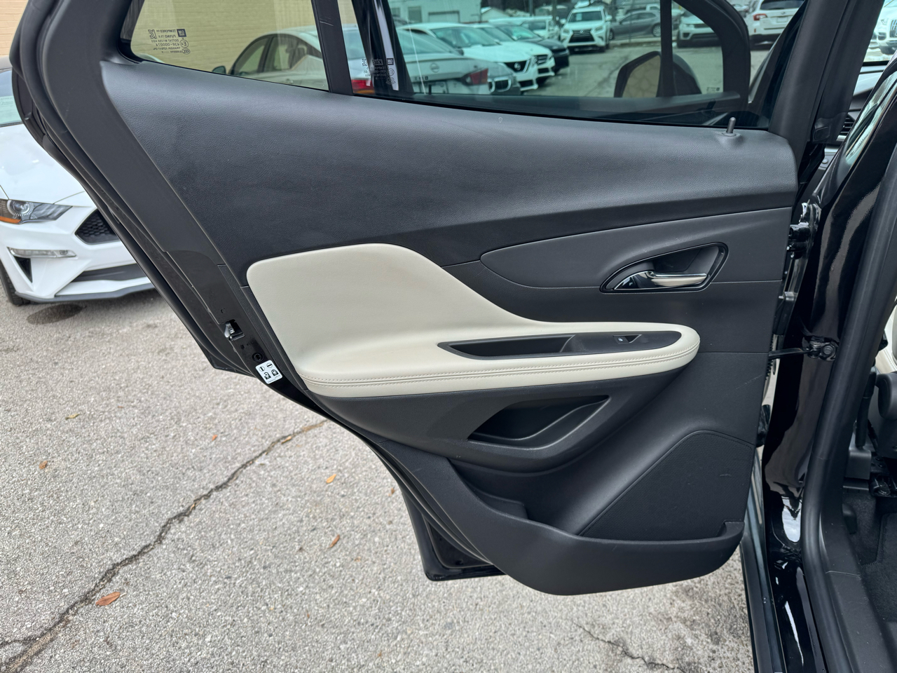 Buick Encore Essence FWD 2019