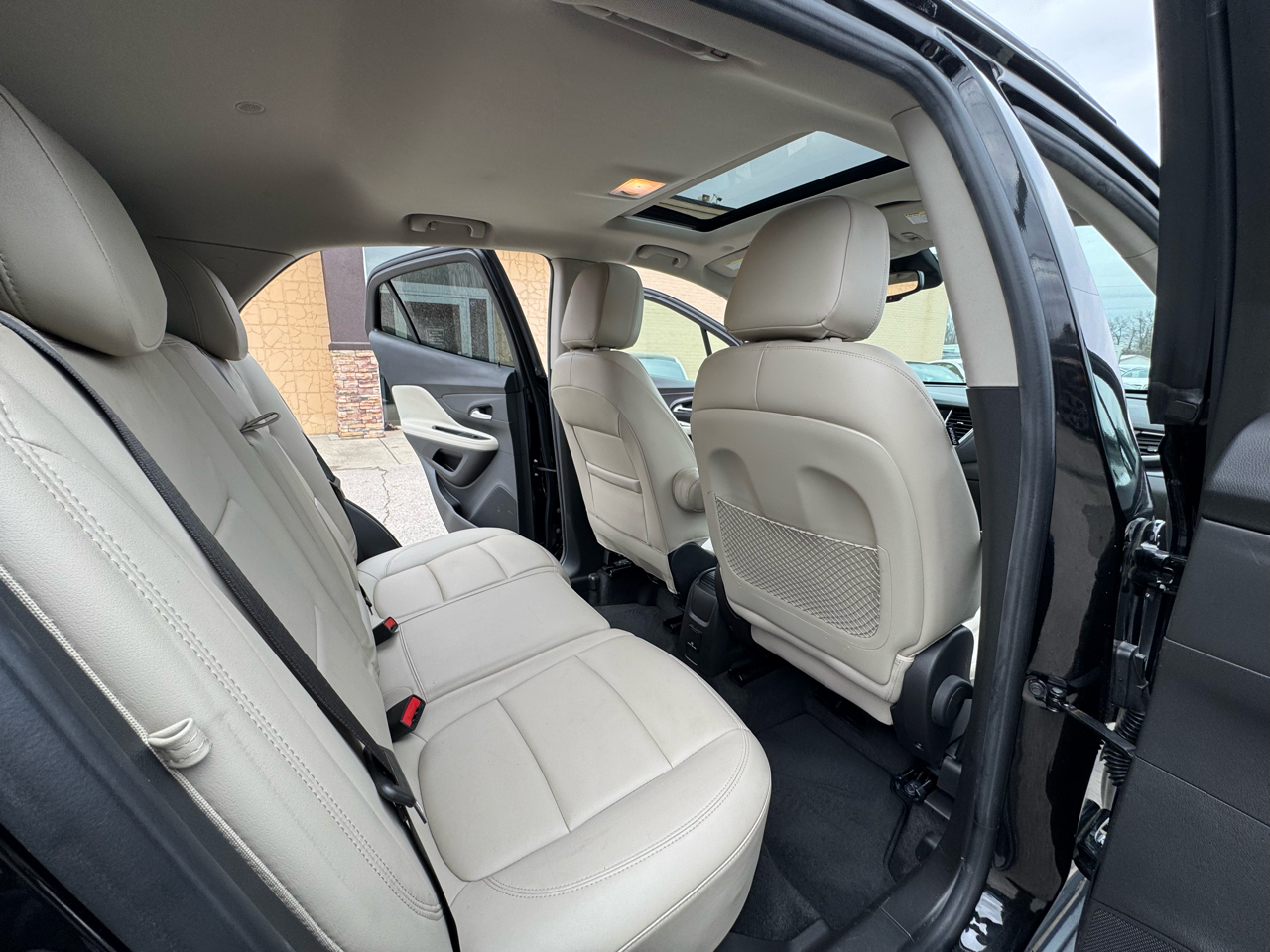 Buick Encore Essence FWD 2019