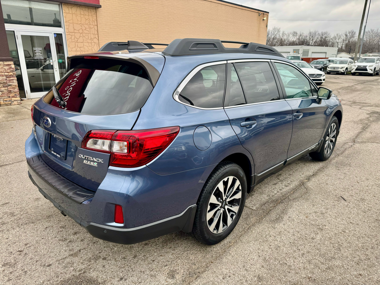 Subaru Outback 2.5i Limited 2017