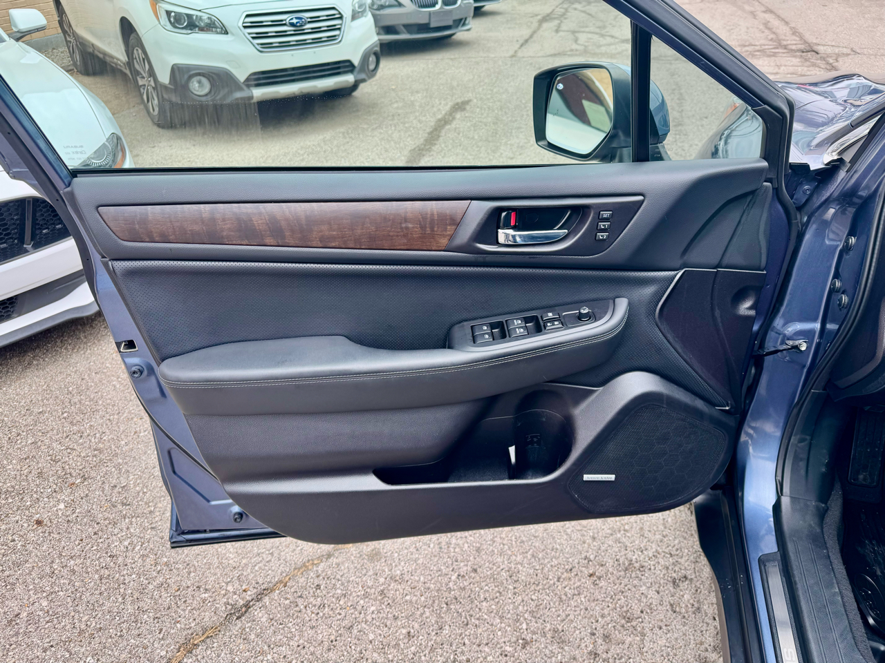 Subaru Outback 2.5i Limited 2017