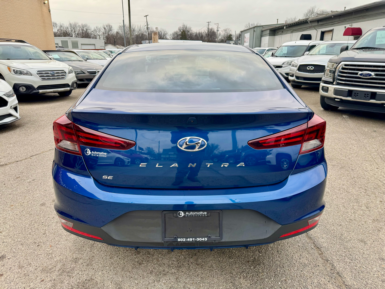 Hyundai Elantra SE 6M 2020