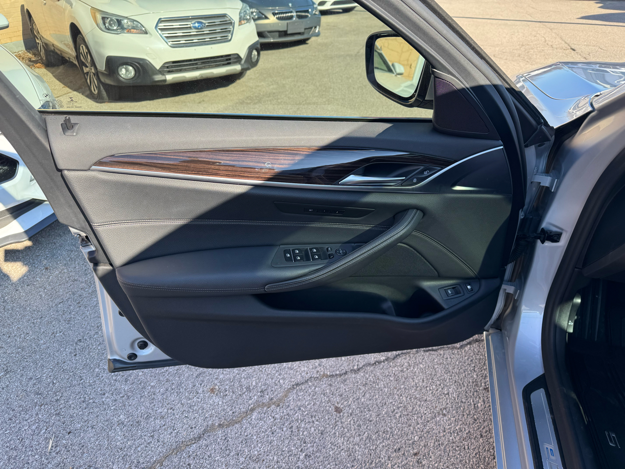 BMW 5-Series 530e xDrive iPerformance 2019