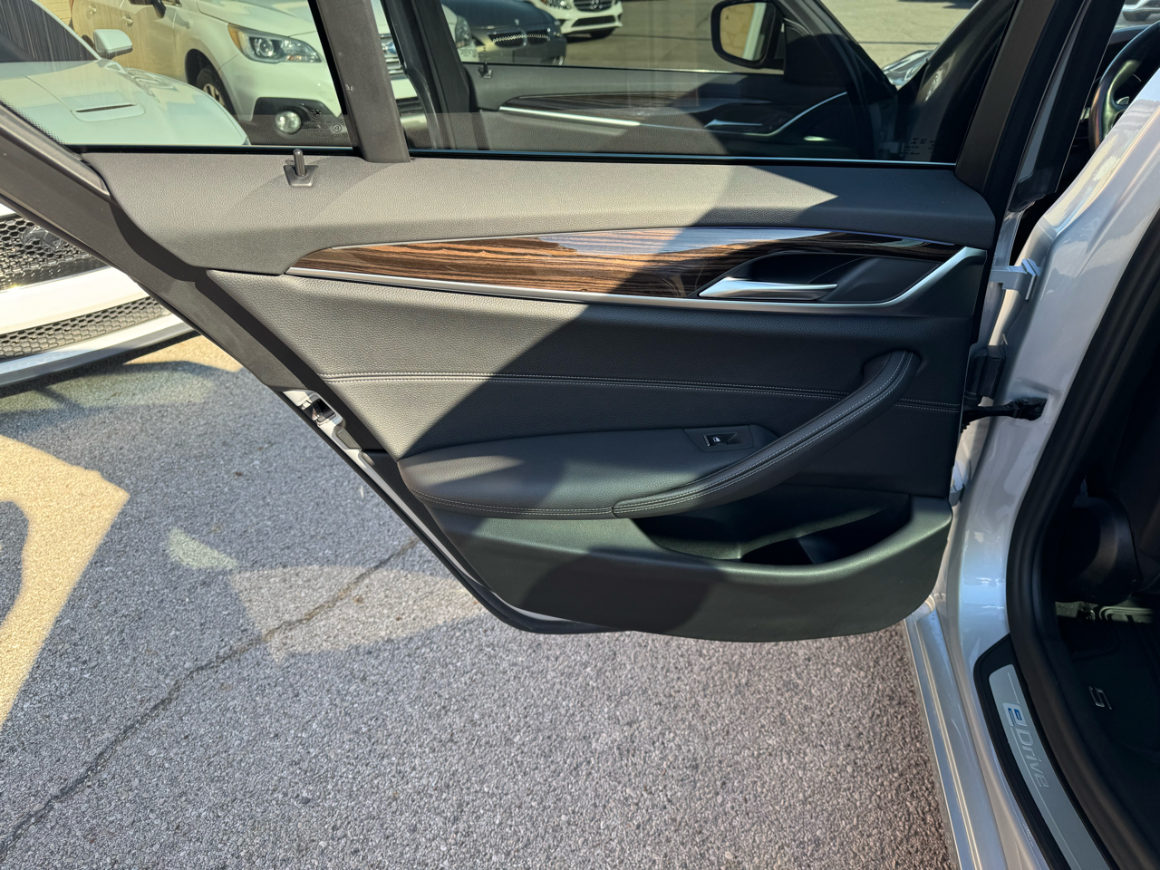 BMW 5-Series 530e xDrive iPerformance 2019