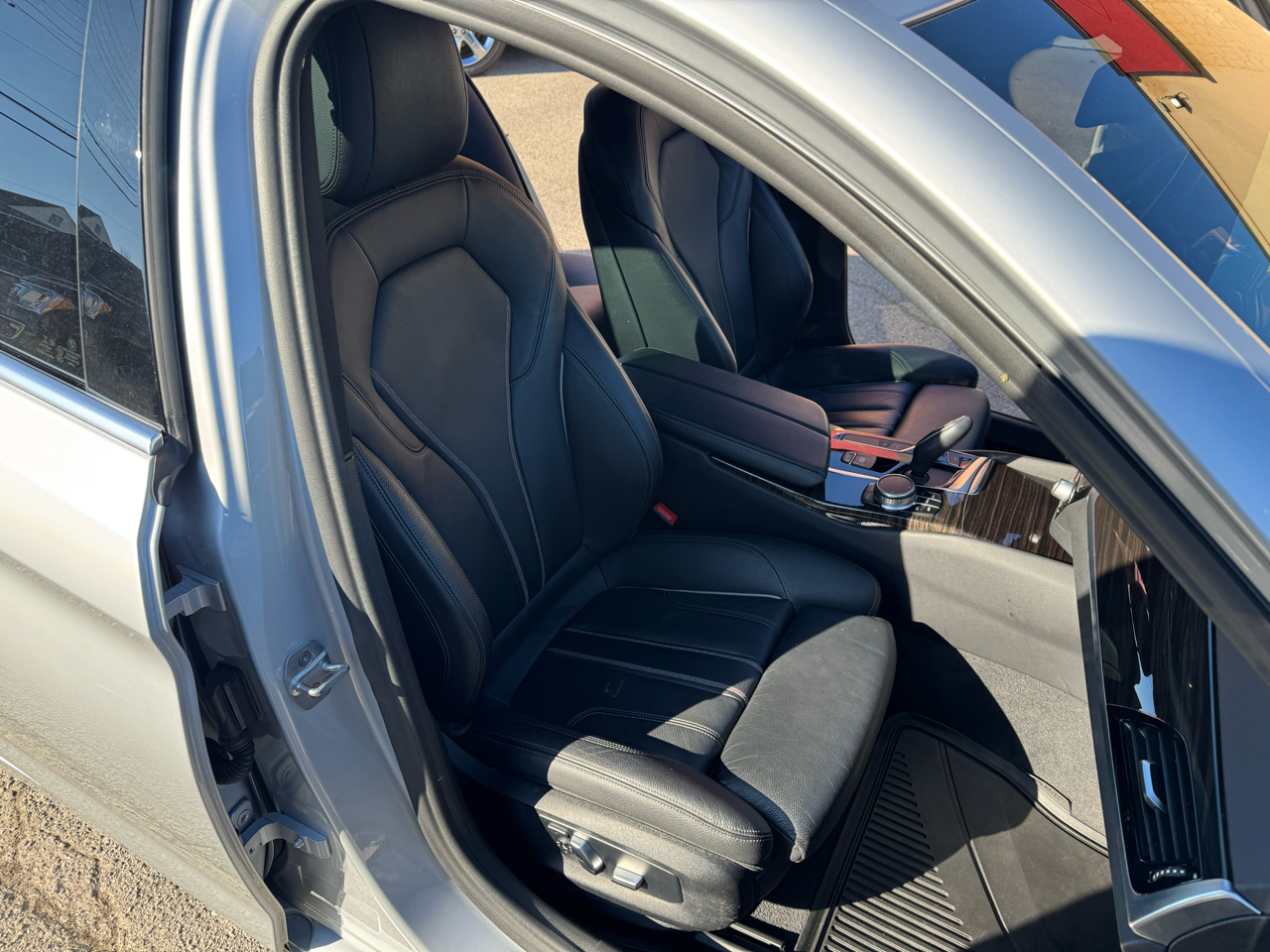 BMW 5-Series 530e xDrive iPerformance 2019