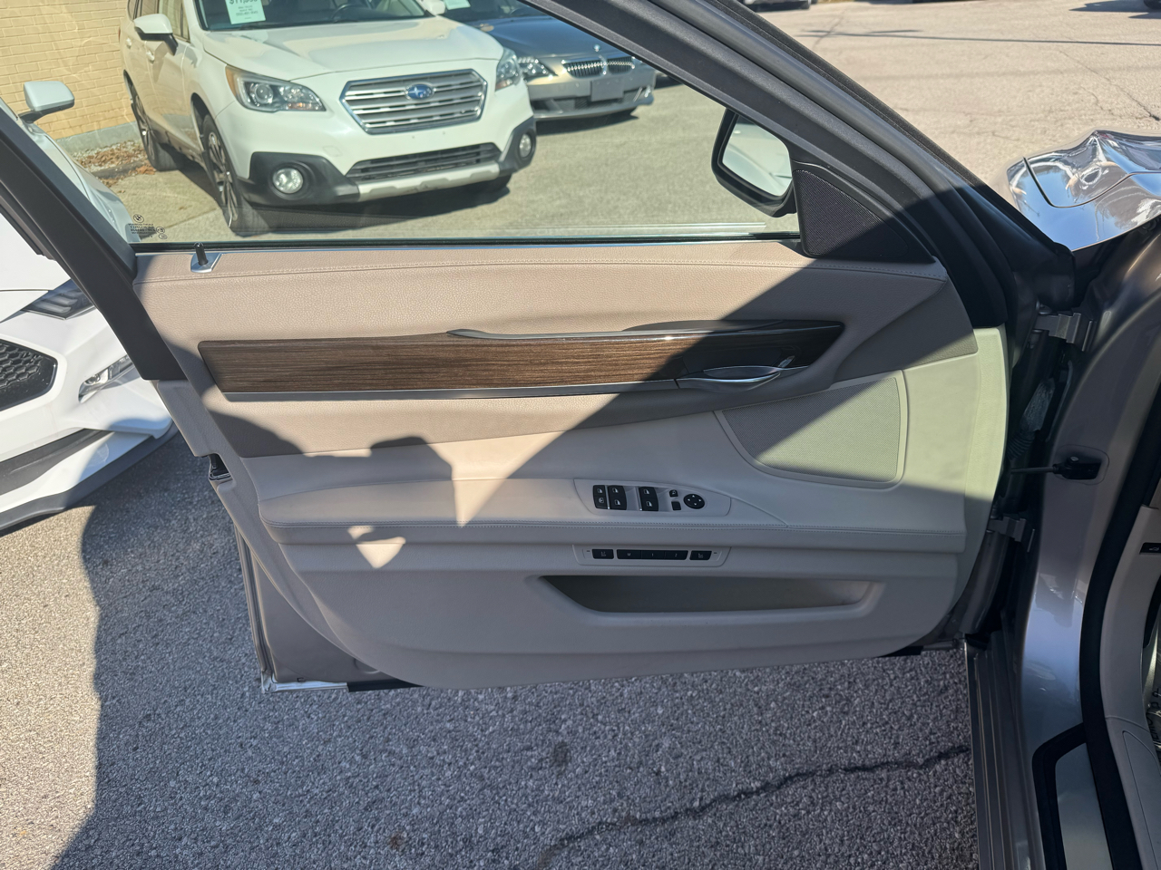 BMW 7-Series 750Li 2009