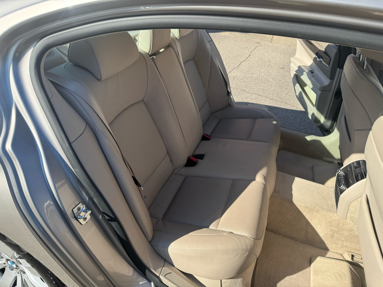 BMW 7-Series 750Li 2009