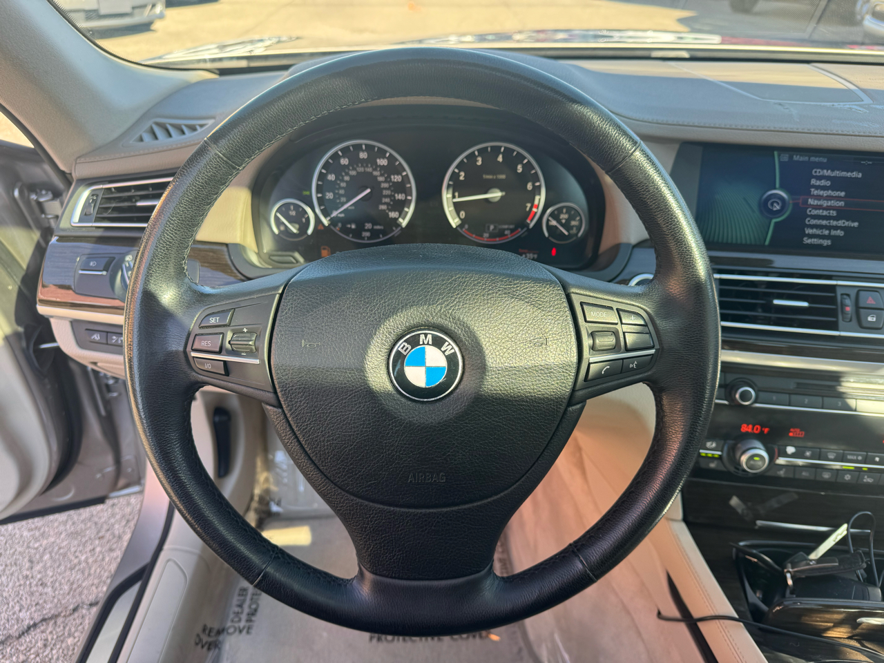 BMW 7-Series 750Li 2009