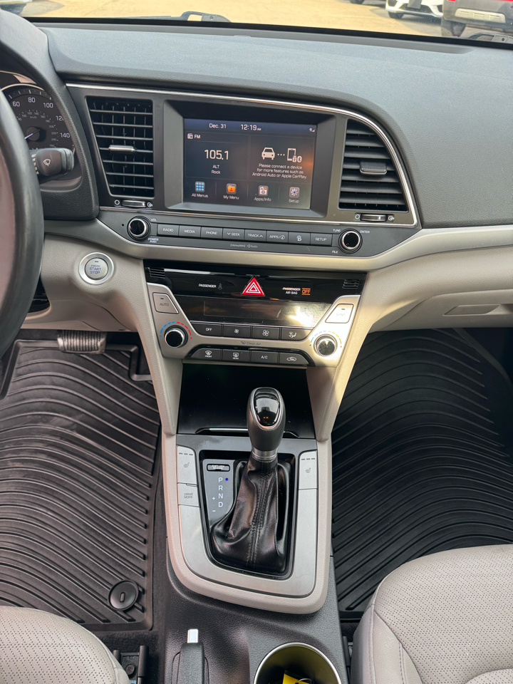 Hyundai Elantra Limited 2017