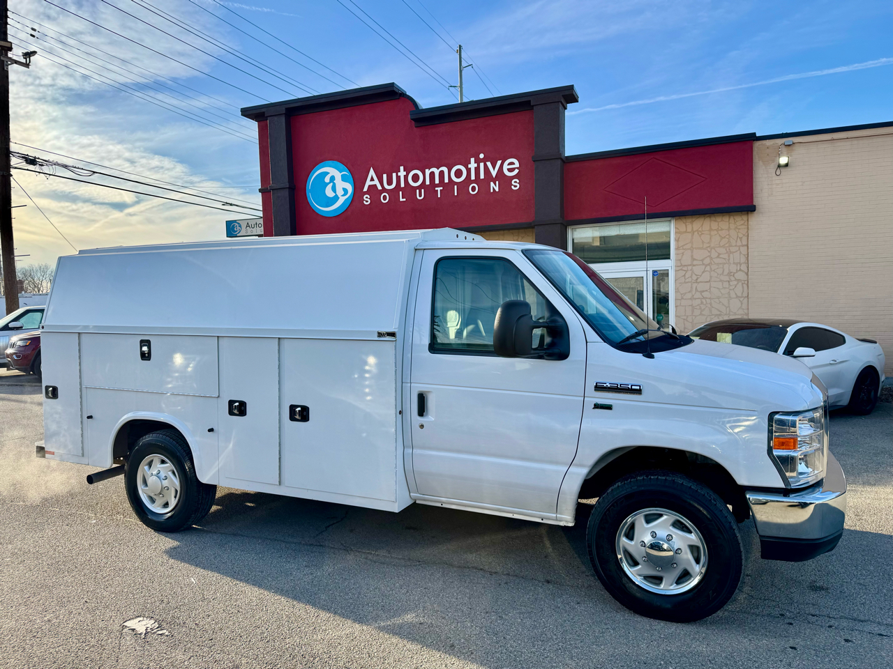 Ford Econoline E350 2019