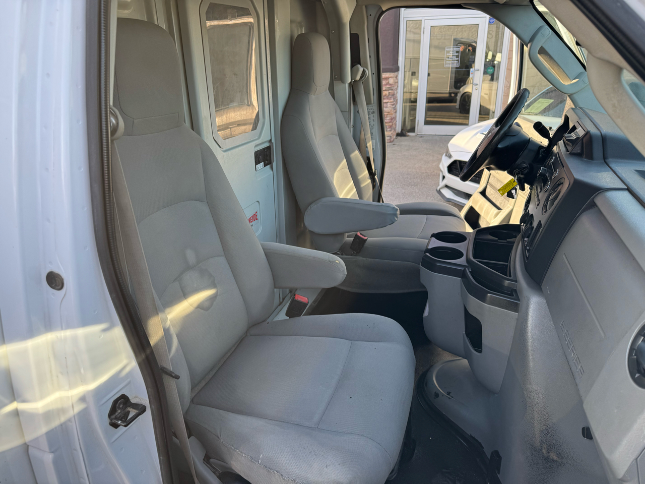 Ford Econoline E350 2019