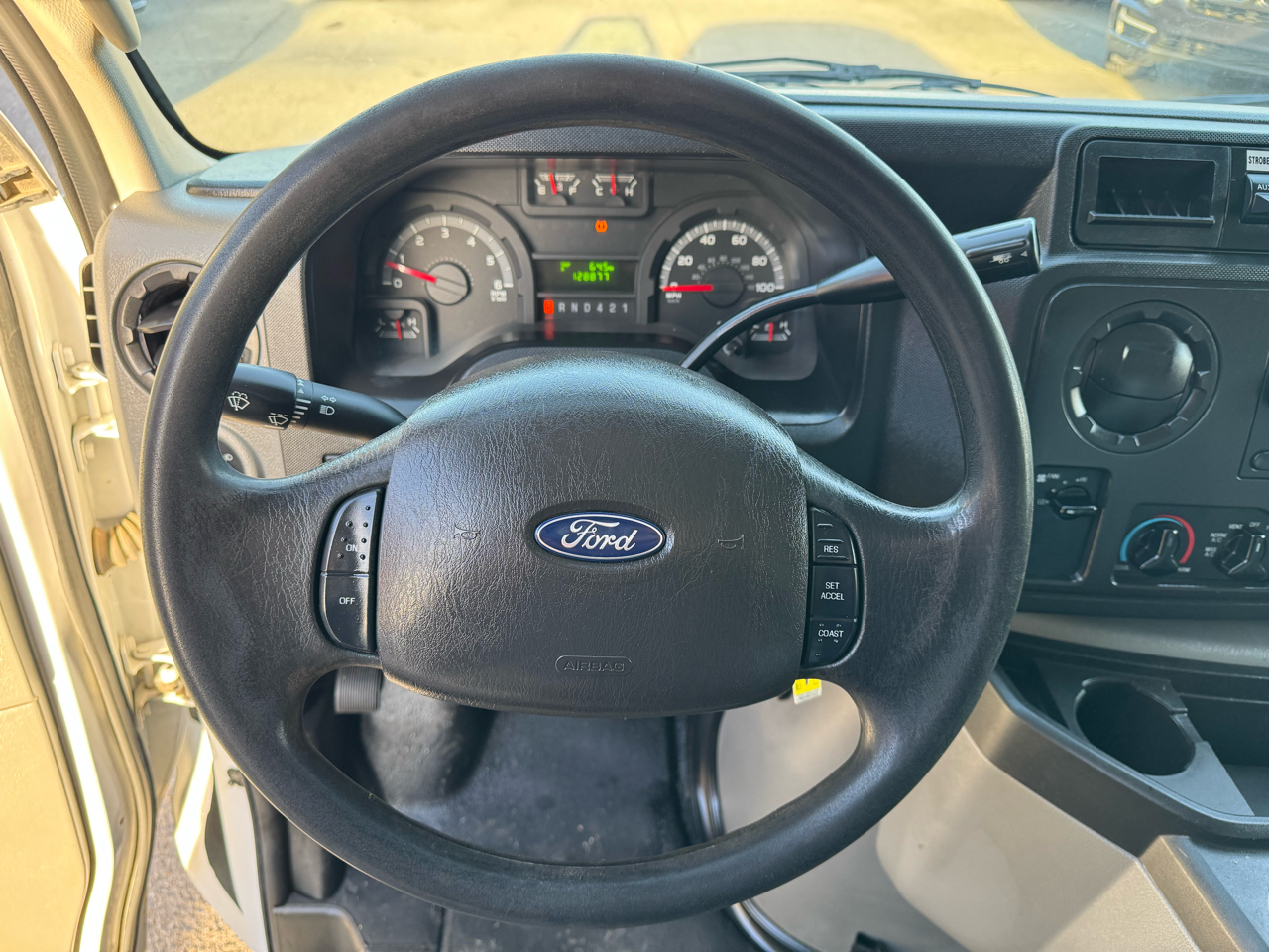 Ford Econoline E350 2019