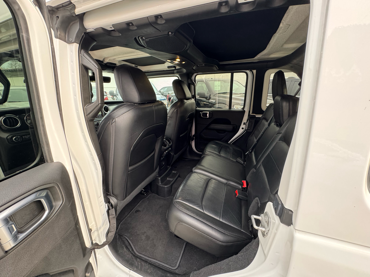 Jeep Wrangler Unlimited Sahara Altitude 2020