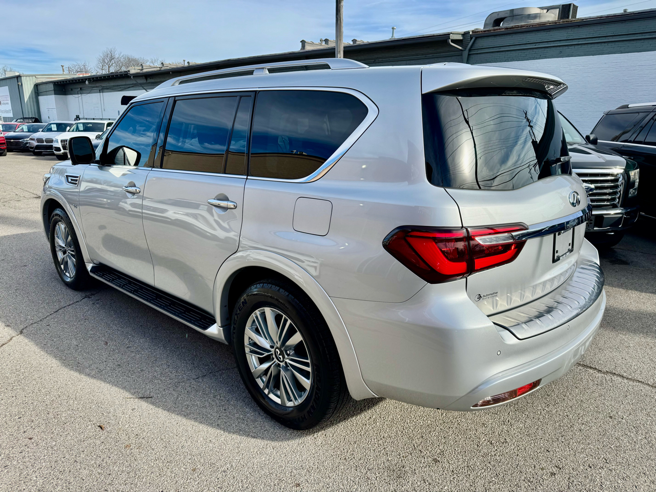 Infiniti QX80 4WD 2018