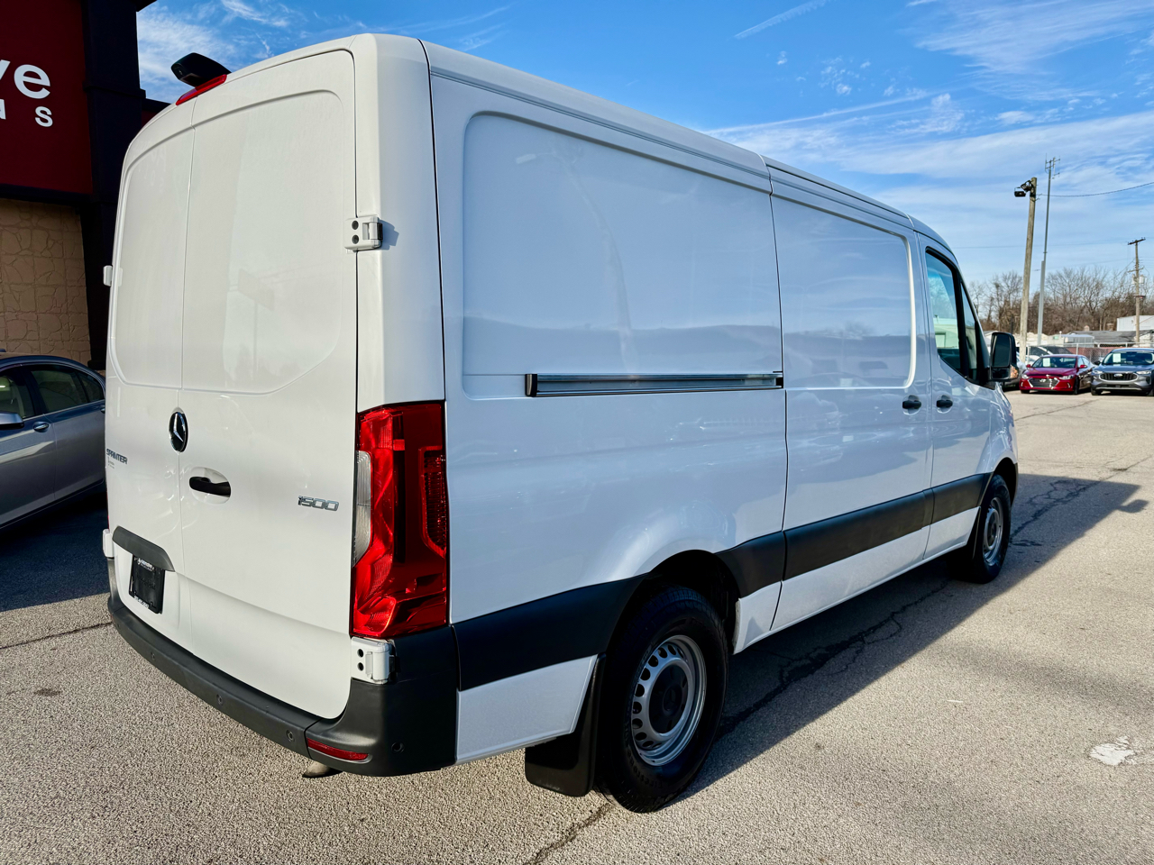 Mercedes-Benz Sprinter 1500 144-in. WB 2022