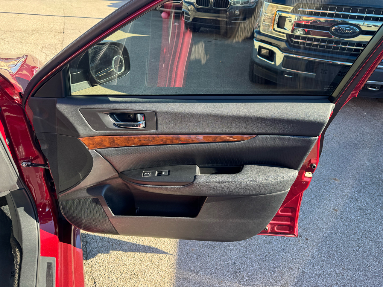 Subaru Legacy 3.6R Limited 2013