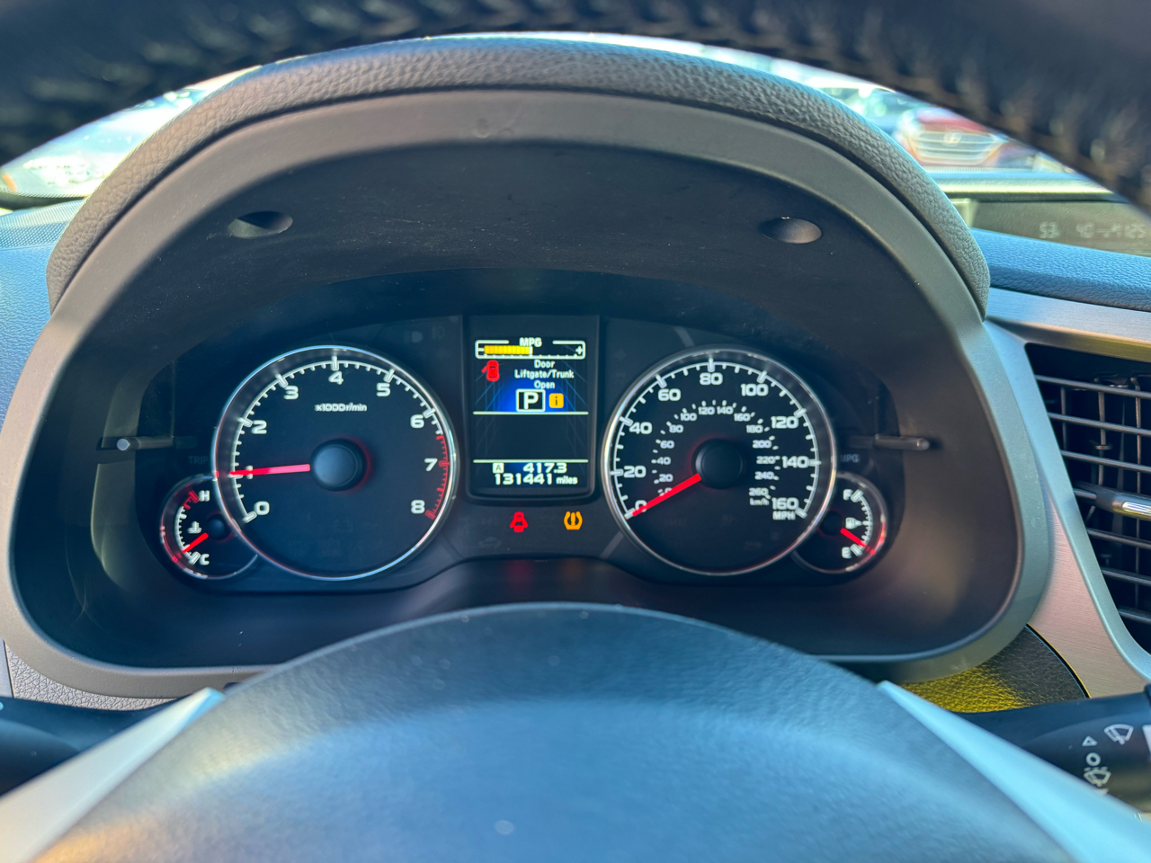 Subaru Legacy 3.6R Limited 2013