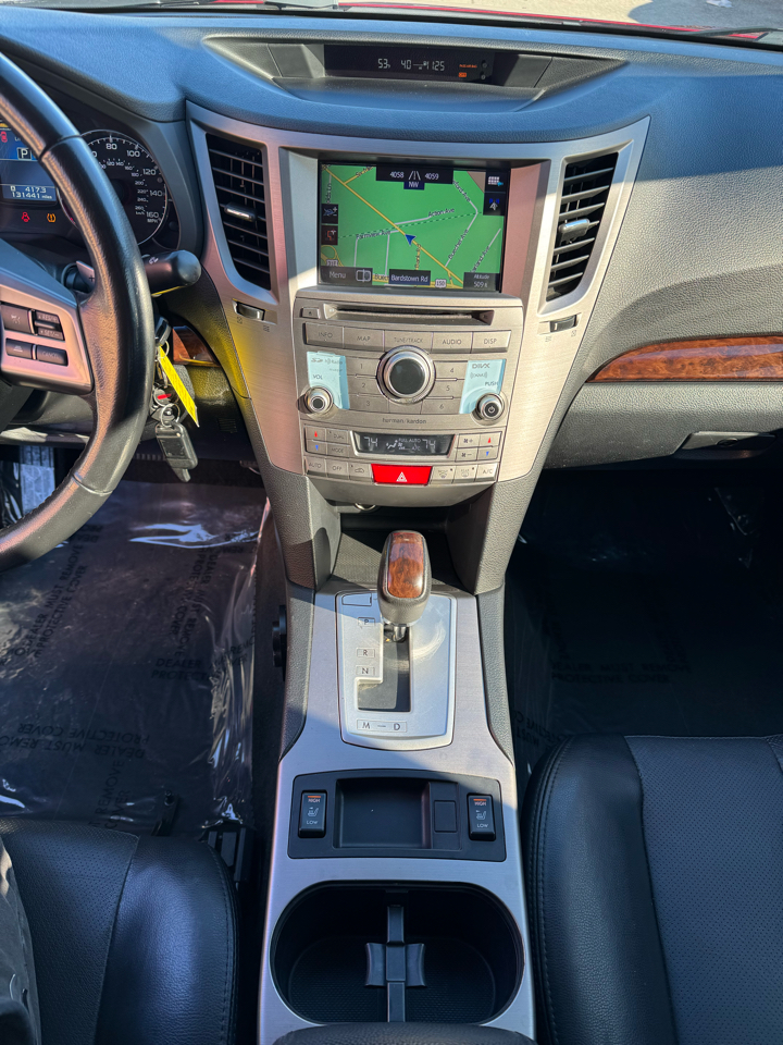 Subaru Legacy 3.6R Limited 2013