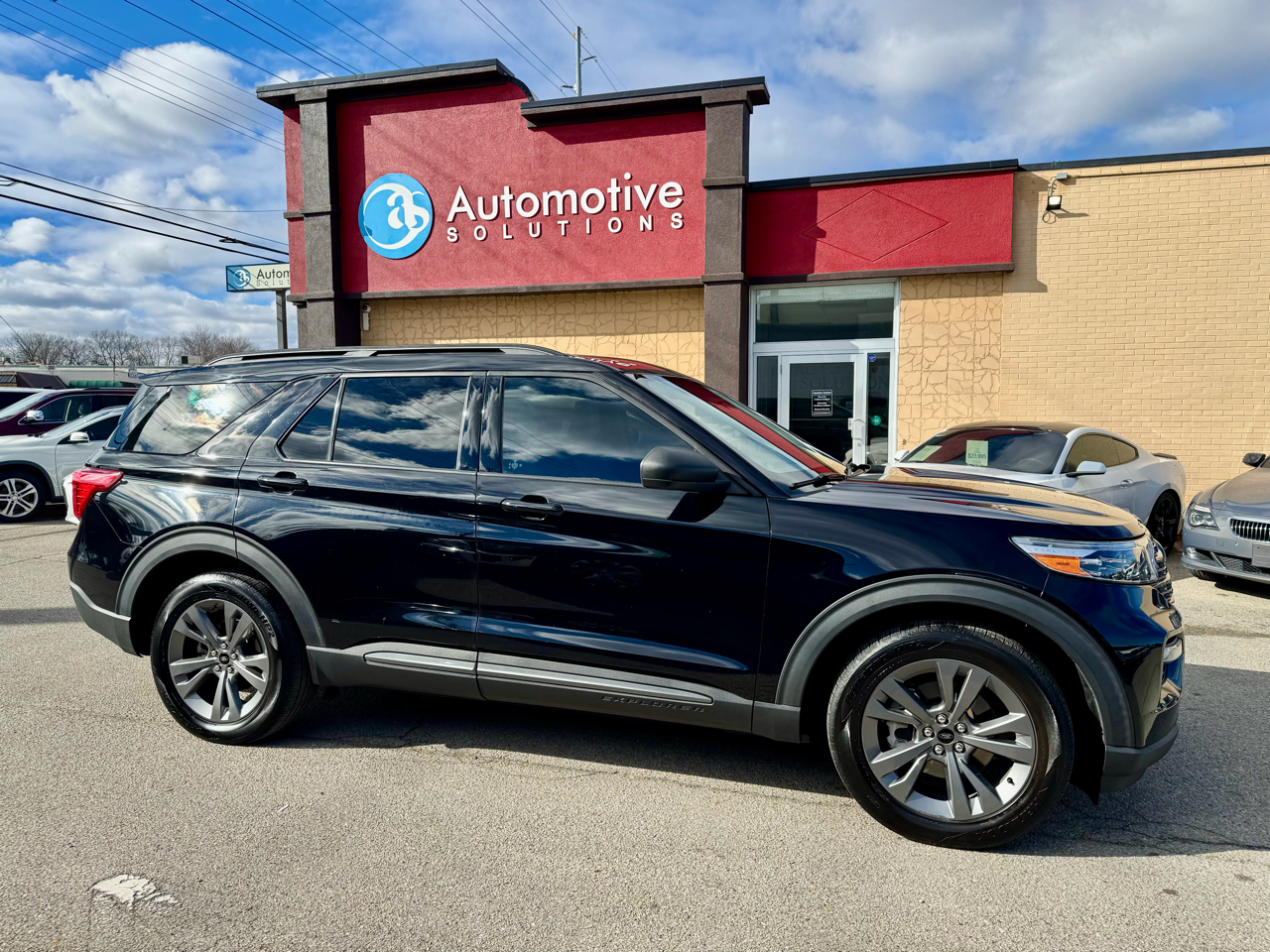 Ford Explorer XLT AWD 2021