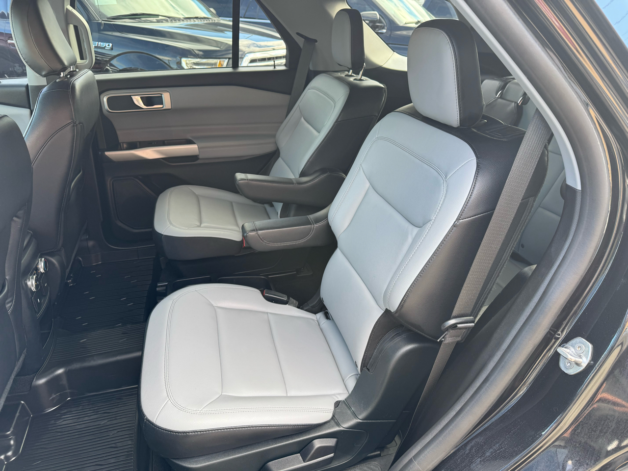 Ford Explorer XLT AWD 2021