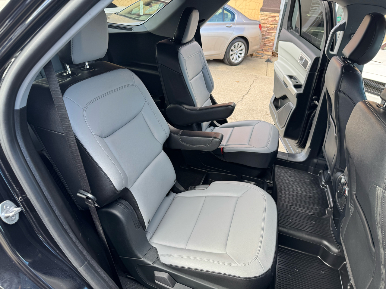 Ford Explorer XLT AWD 2021