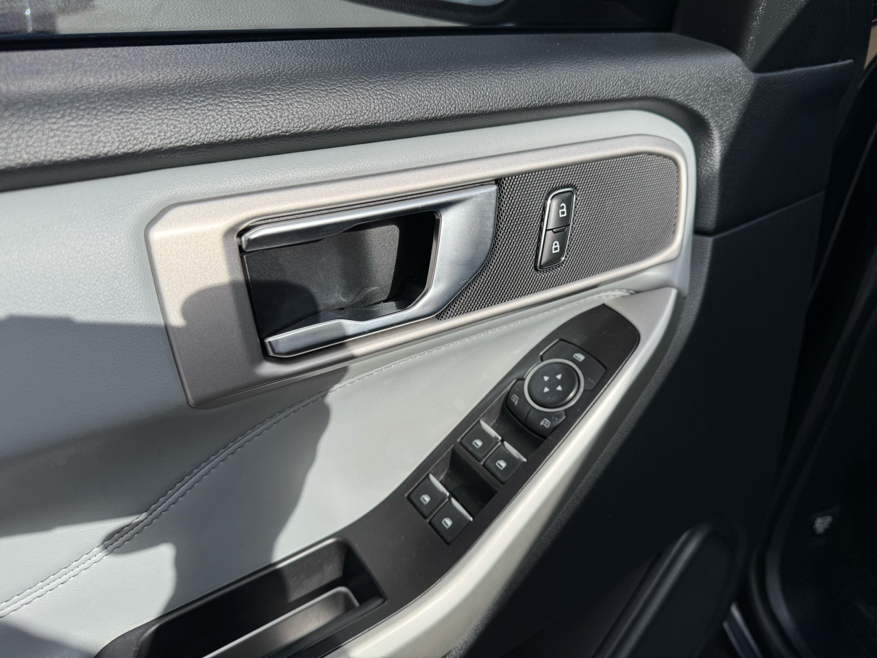 Ford Explorer XLT AWD 2021