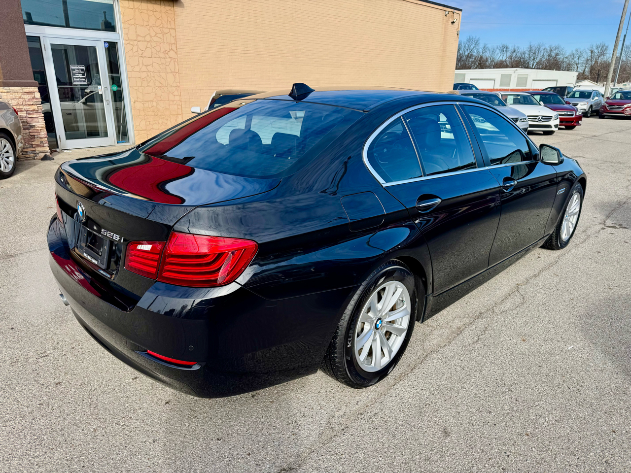 BMW 5-Series 528i 2015