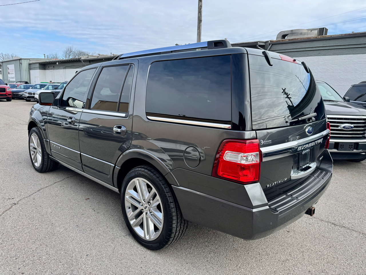 Ford Expedition Platinum 4WD 2017