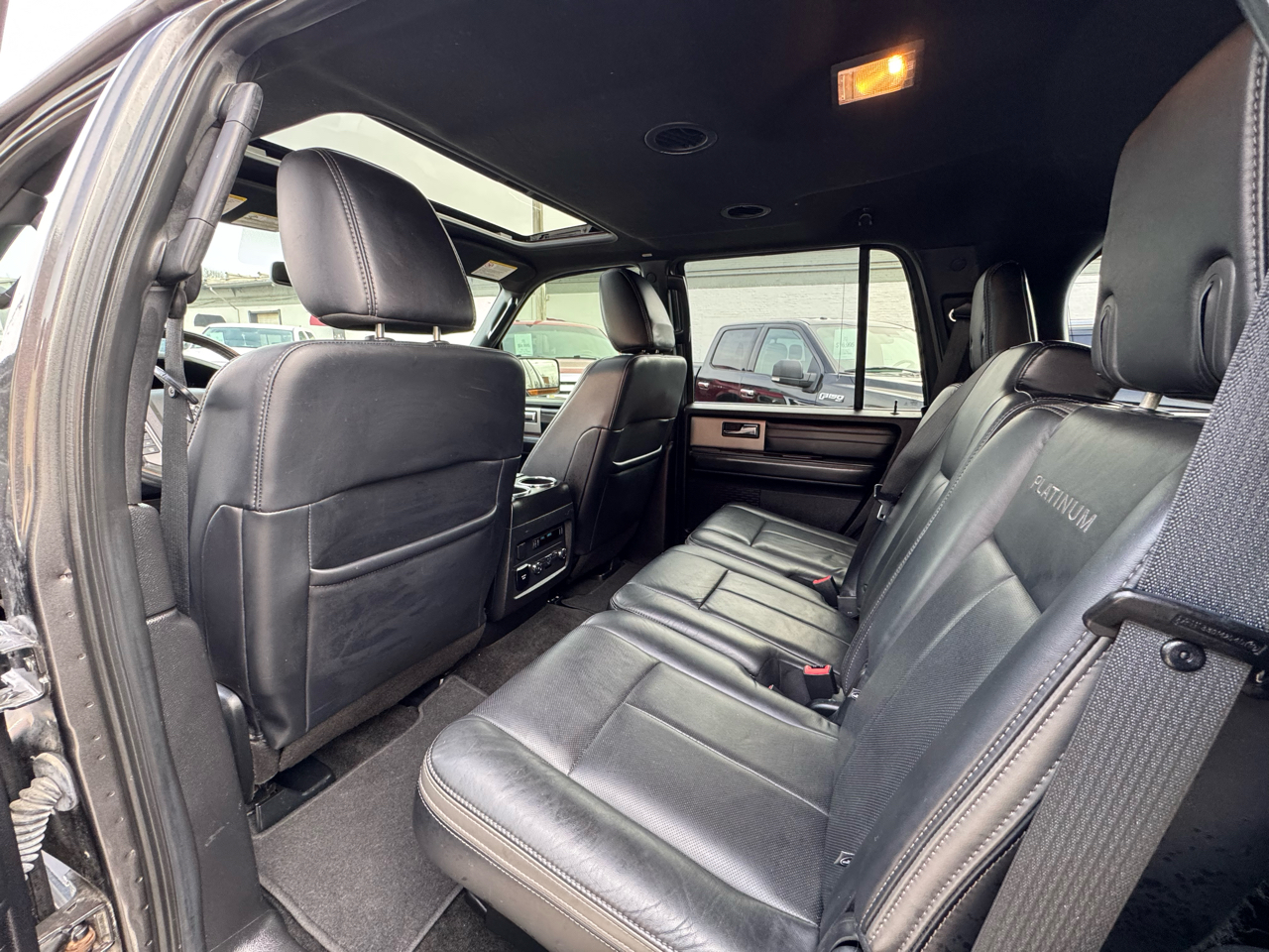 Ford Expedition Platinum 4WD 2017