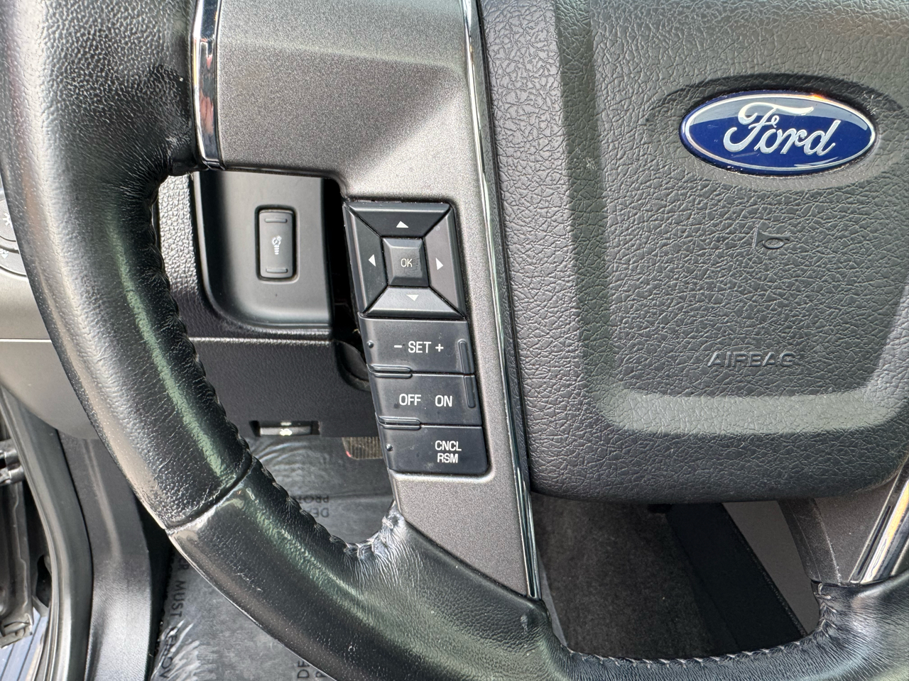 Ford Expedition Platinum 4WD 2017