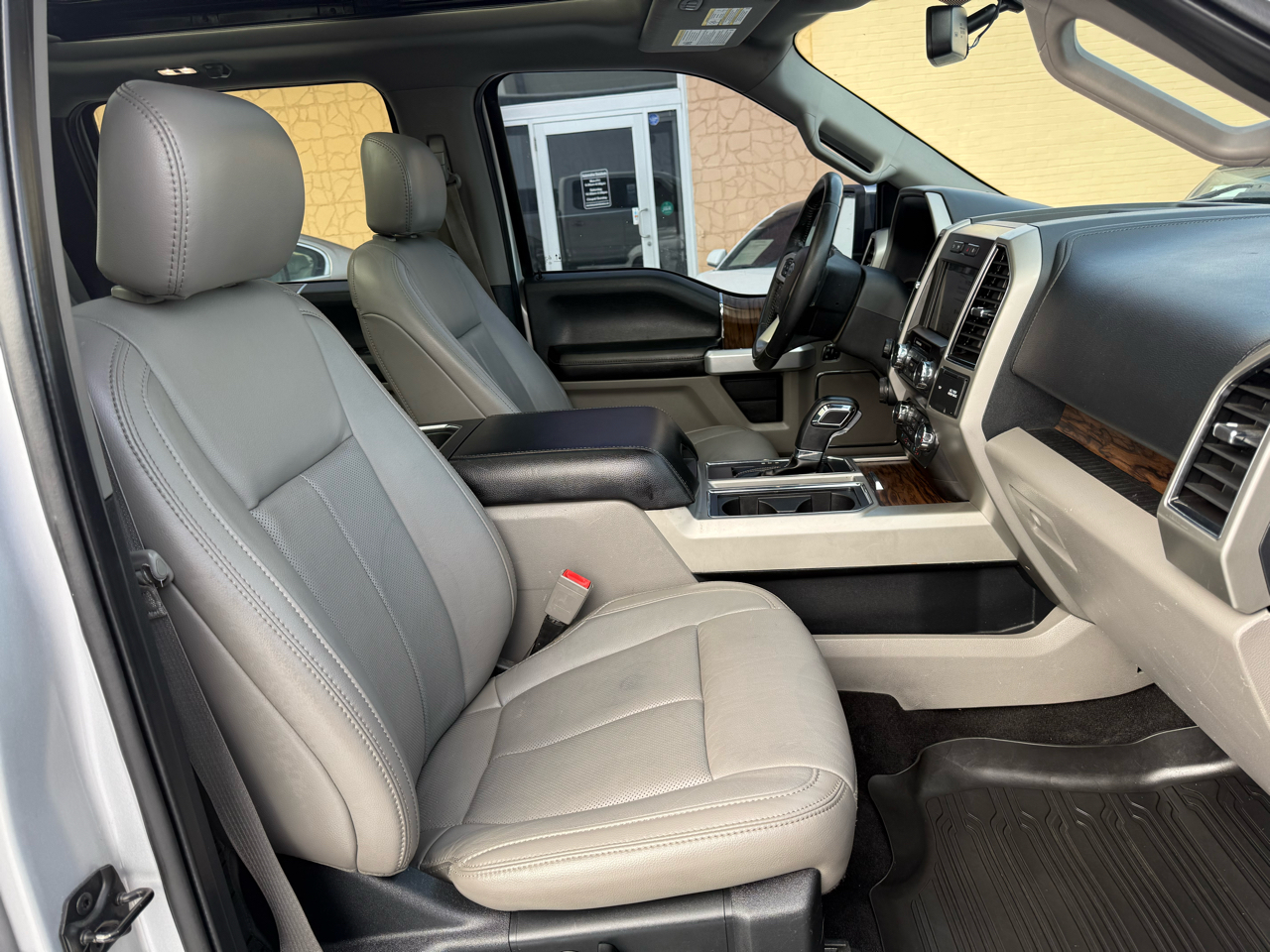 Ford F-150 Lariat SuperCrew 4WD 2019