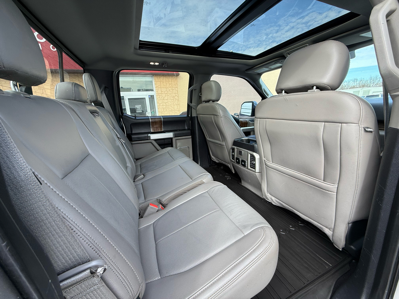 Ford F-150 Lariat SuperCrew 4WD 2019