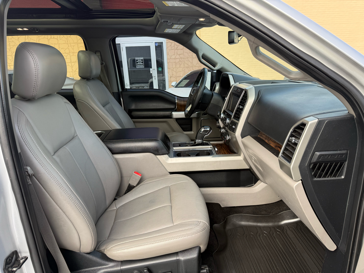 Ford F-150 Lariat SuperCrew 4WD 2019