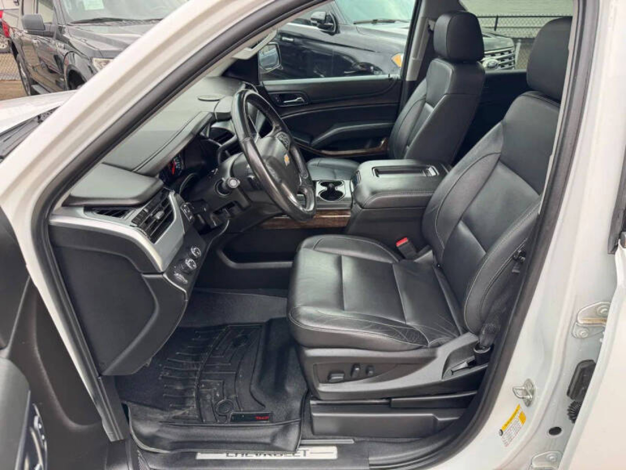 Chevrolet Suburban LT 4WD 2020