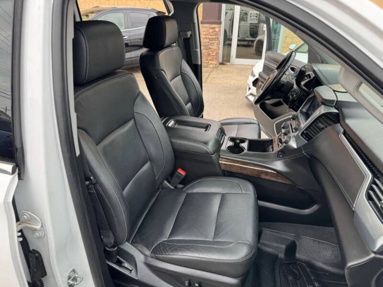 Chevrolet Suburban LT 4WD 2020