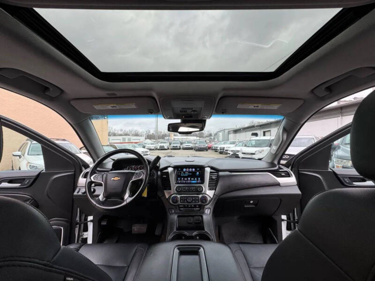 Chevrolet Suburban LT 4WD 2020