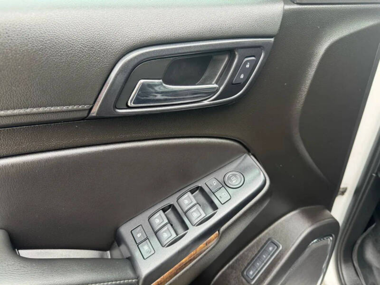 Chevrolet Suburban LT 4WD 2020