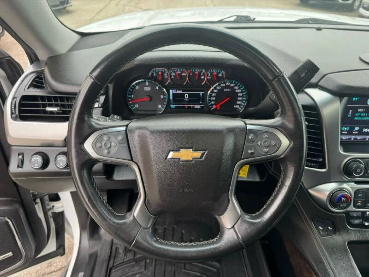 Chevrolet Suburban LT 4WD 2020