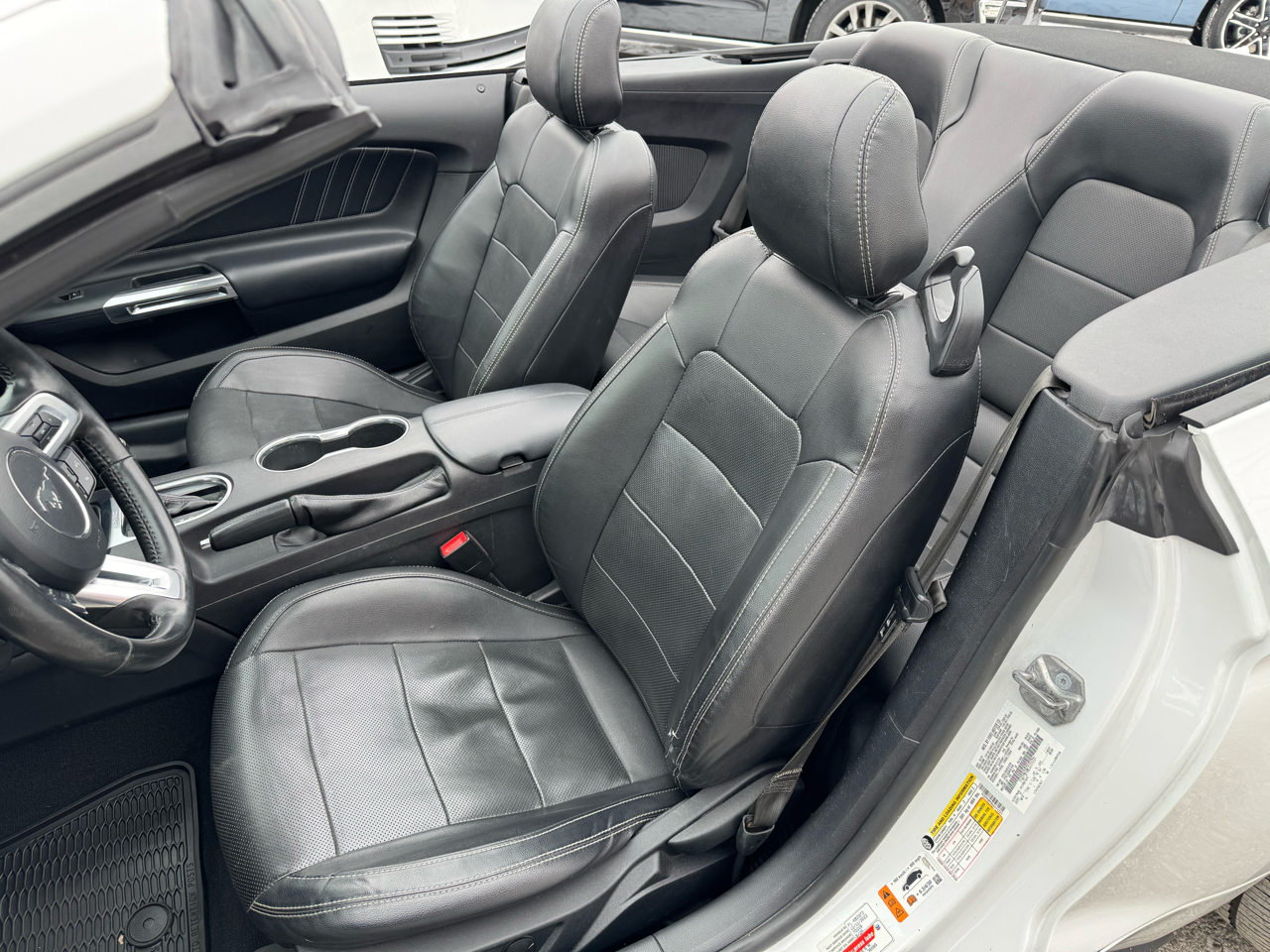 Ford Mustang GT convertible 2020