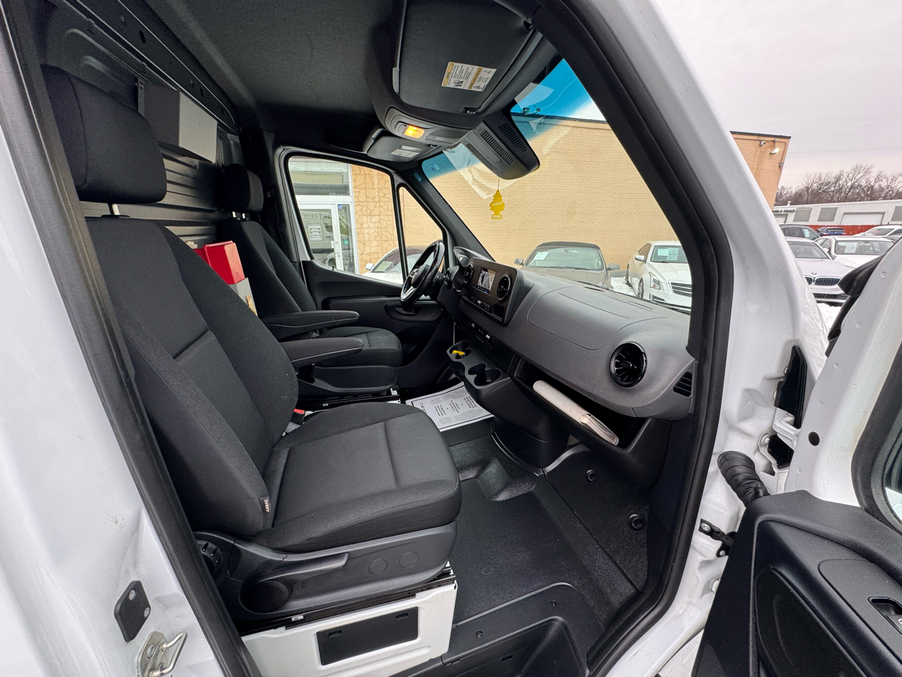 Mercedes-Benz Sprinter 1500 144-in. WB 2022