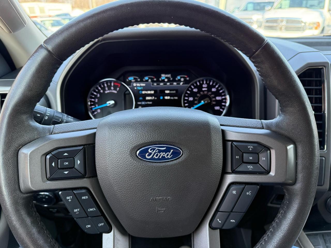 Ford Expedition XLT 2WD 2018