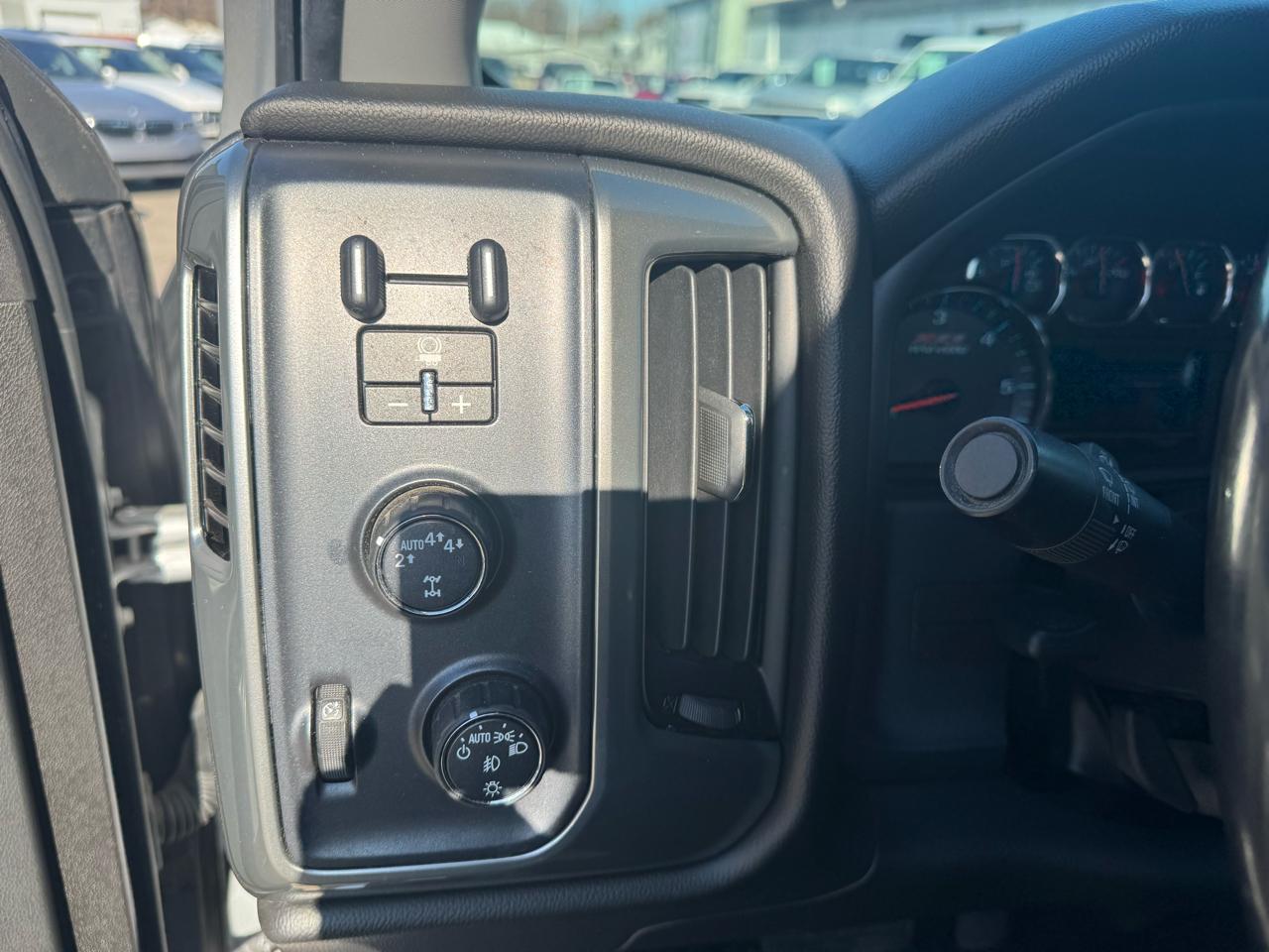 Chevrolet Silverado 1500 LT Double Cab 4WD 2018