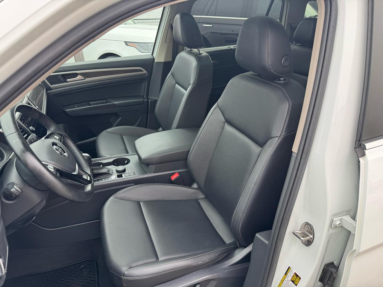 Volkswagen Atlas V6 SE w/Technology R-Line 4MOTION 2019