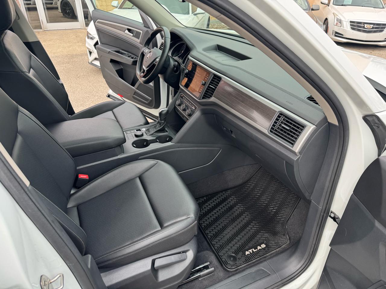 Volkswagen Atlas V6 SE w/Technology R-Line 4MOTION 2019