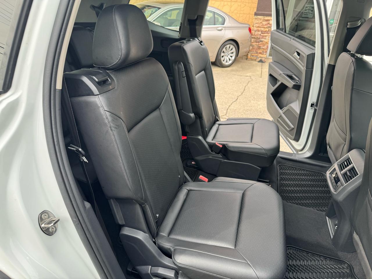 Volkswagen Atlas V6 SE w/Technology R-Line 4MOTION 2019