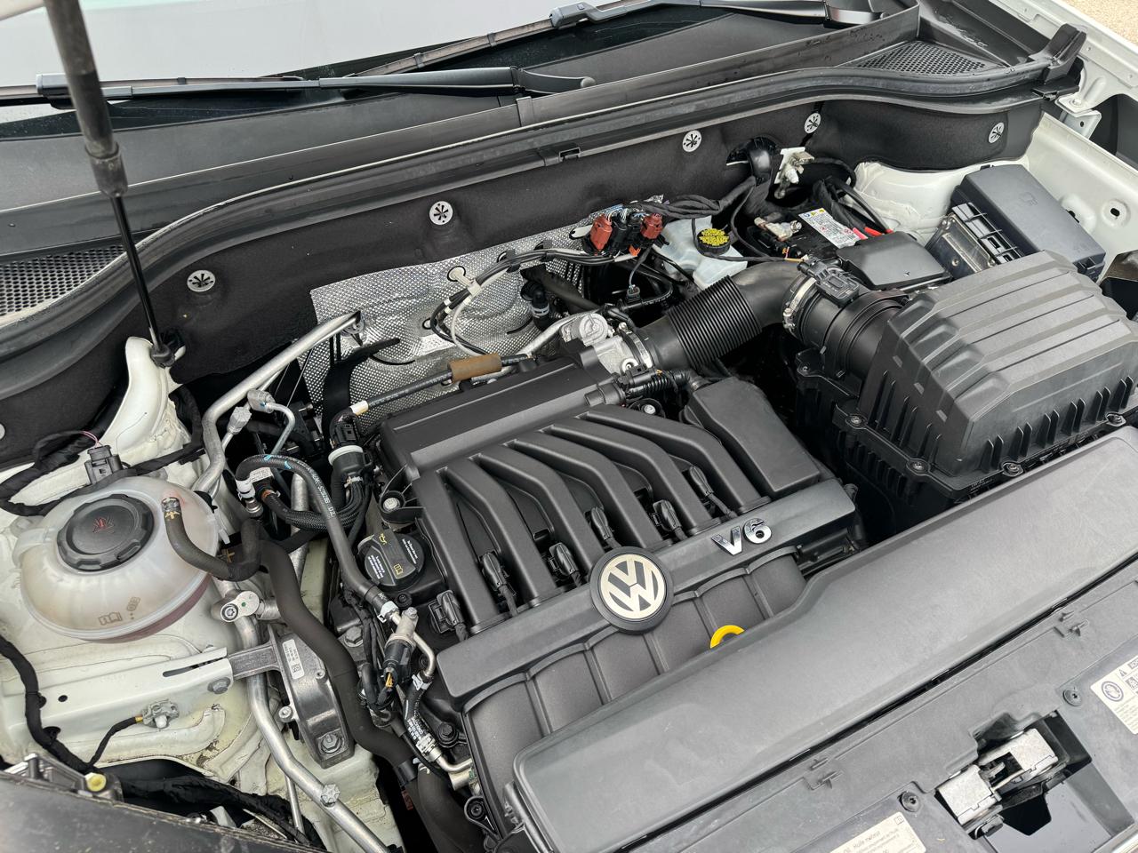 Volkswagen Atlas V6 SE w/Technology R-Line 4MOTION 2019