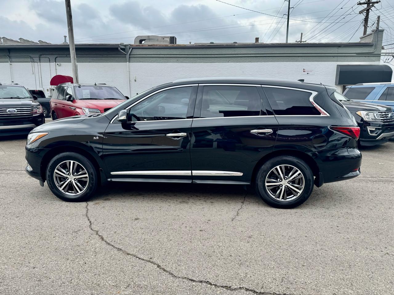 Infiniti QX60 Base AWD 2017
