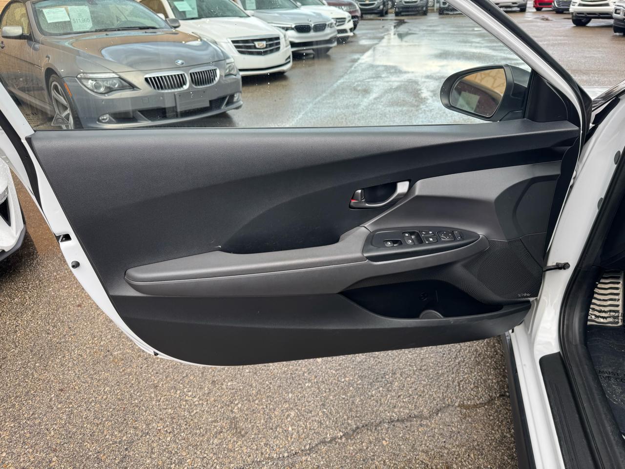 Hyundai Veloster  2019