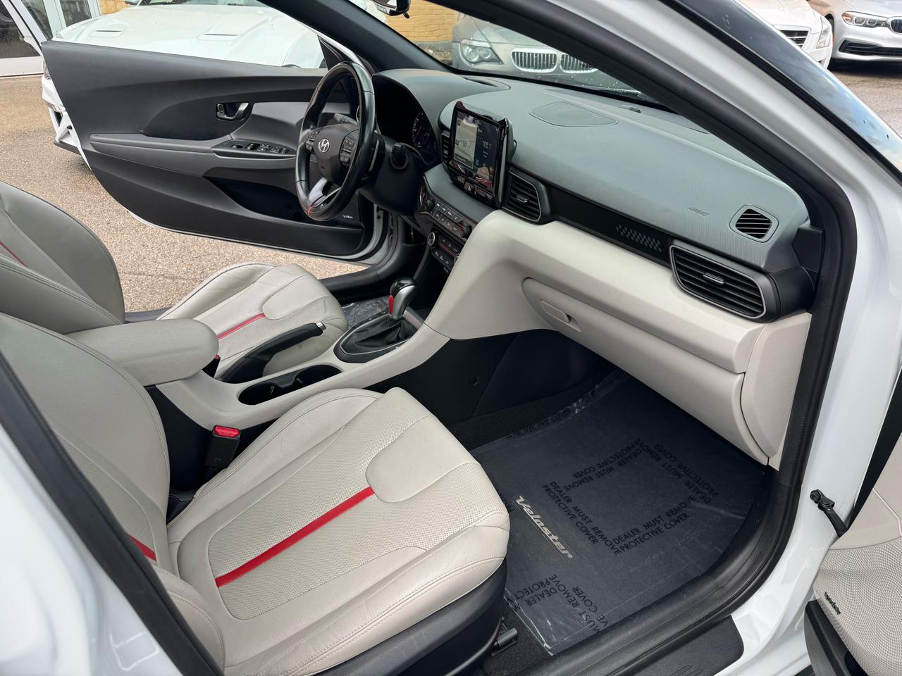 Hyundai Veloster  2019