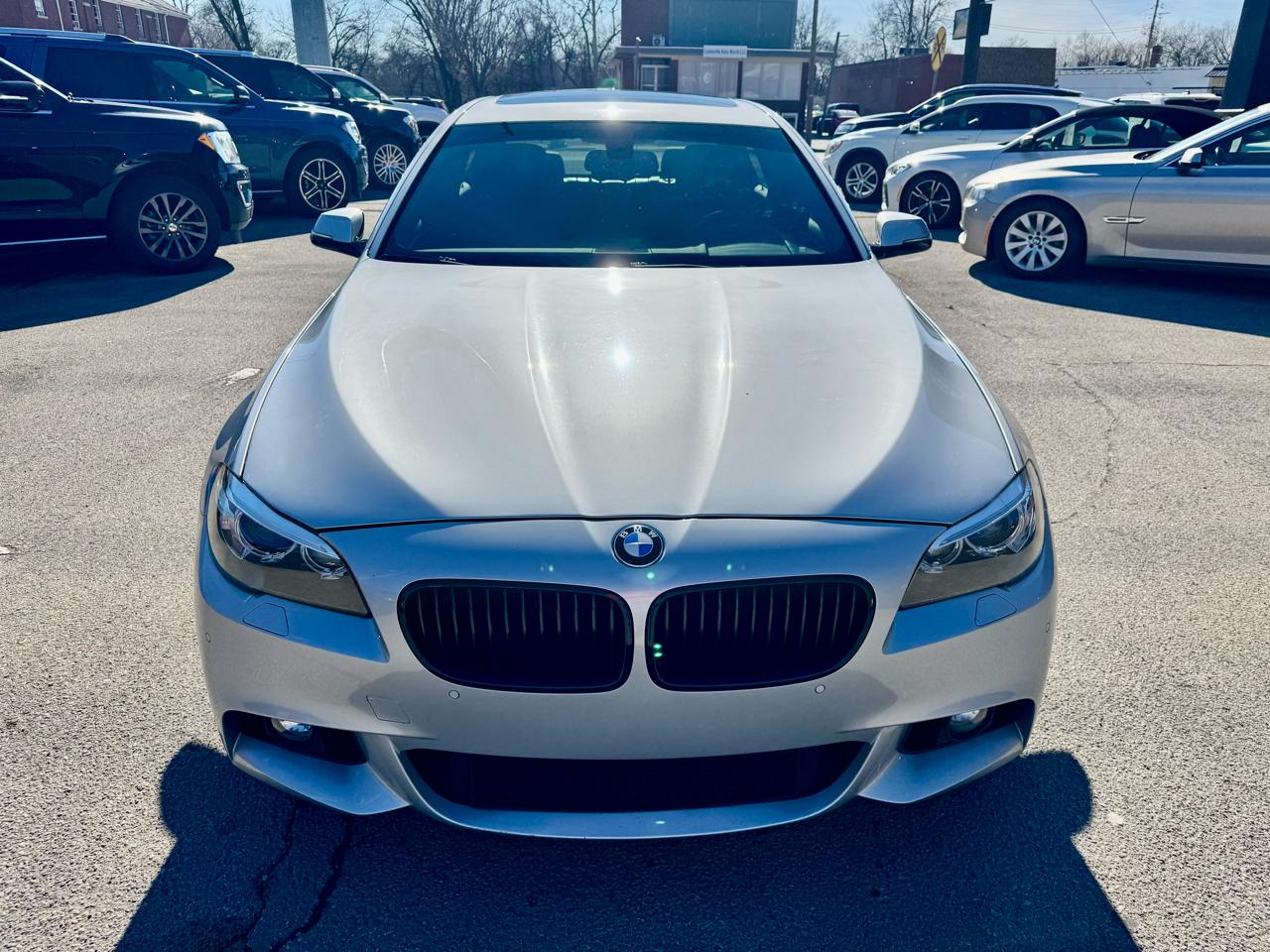 BMW 5-Series 528i 2015